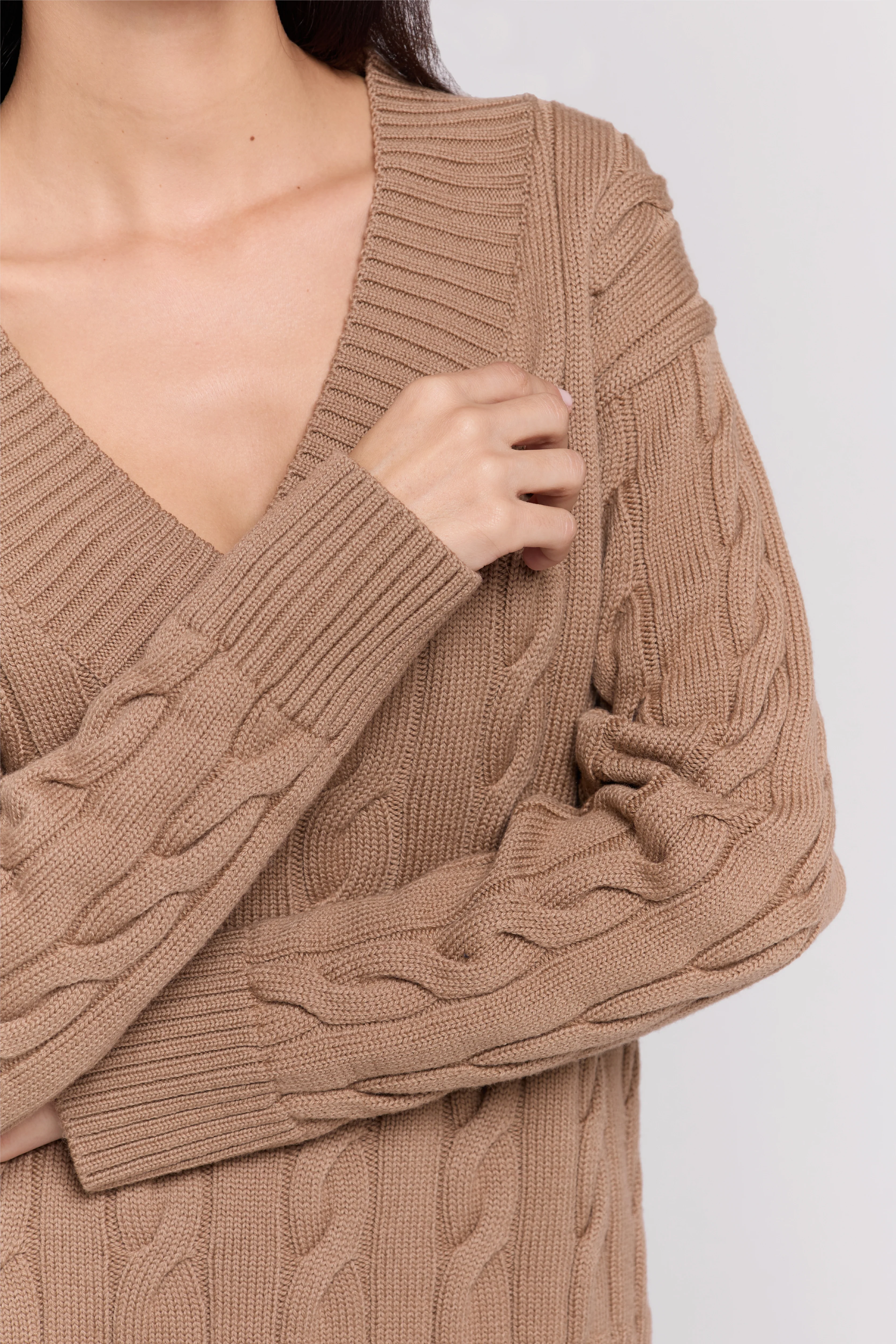 MERINO WOOL CABLE-KNIT SWEATER - Image 9