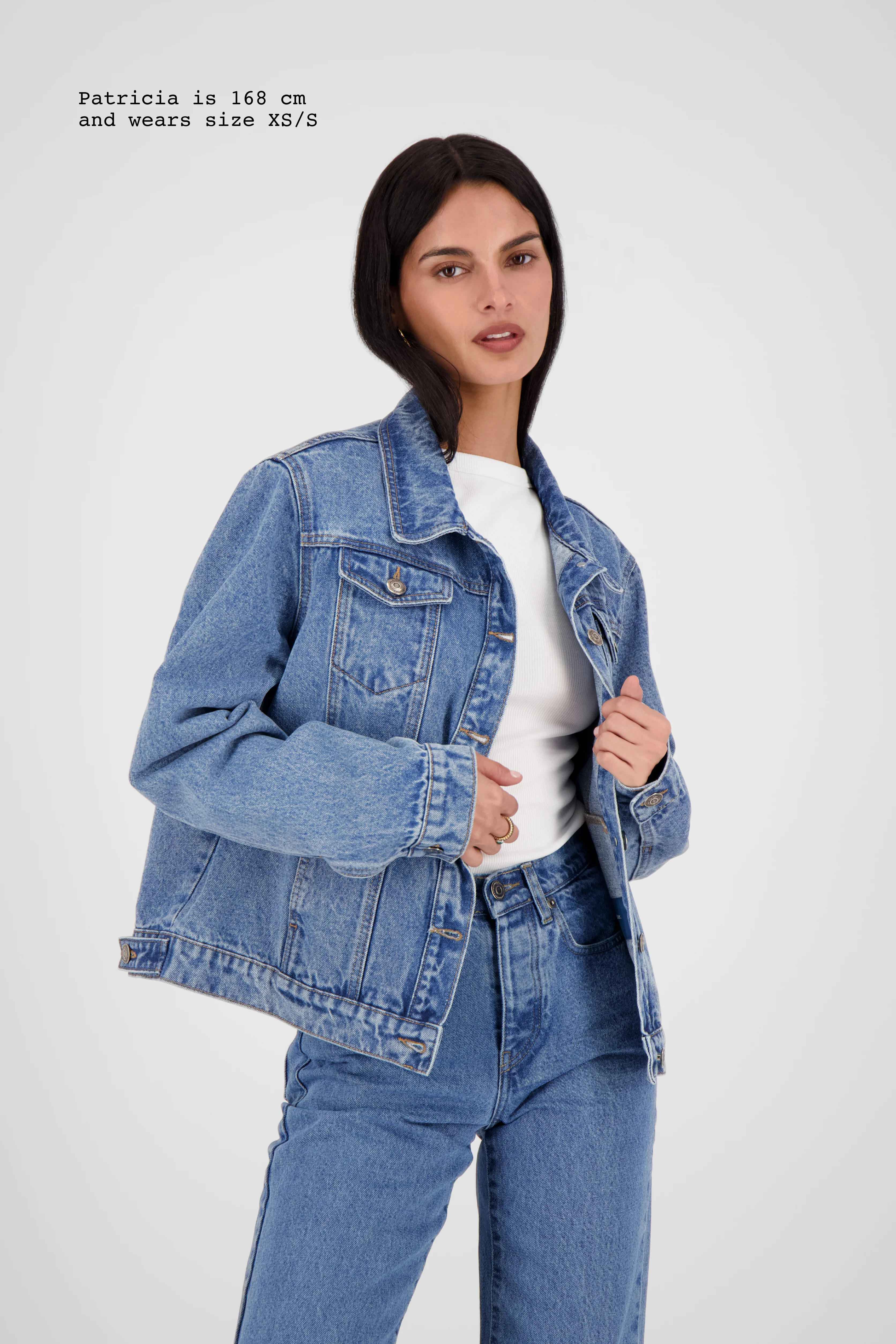 CLASSIC DENIM JACKET - Image 3