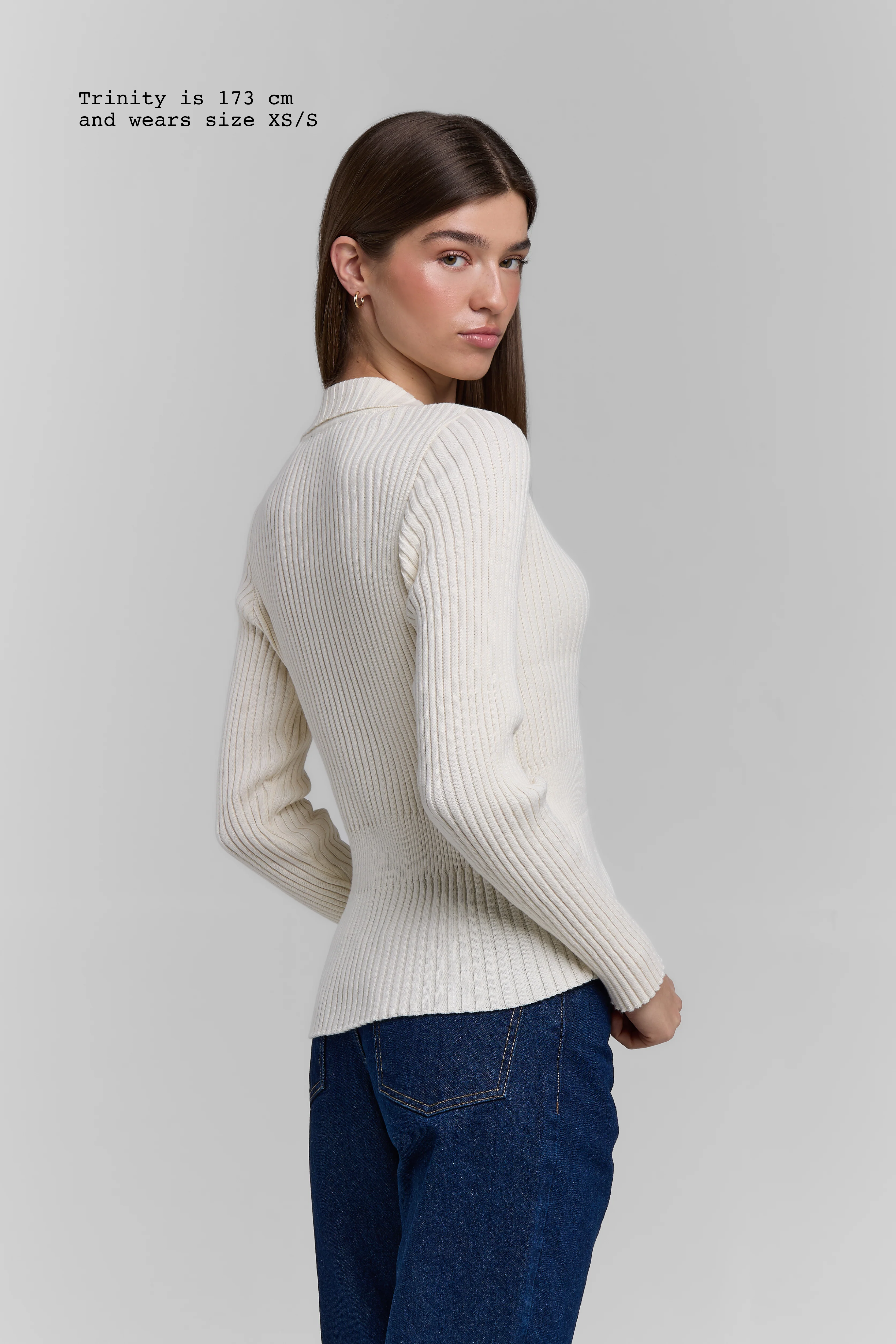 KNIT BUTTONED LONG SLEEVE TOP - Image 10