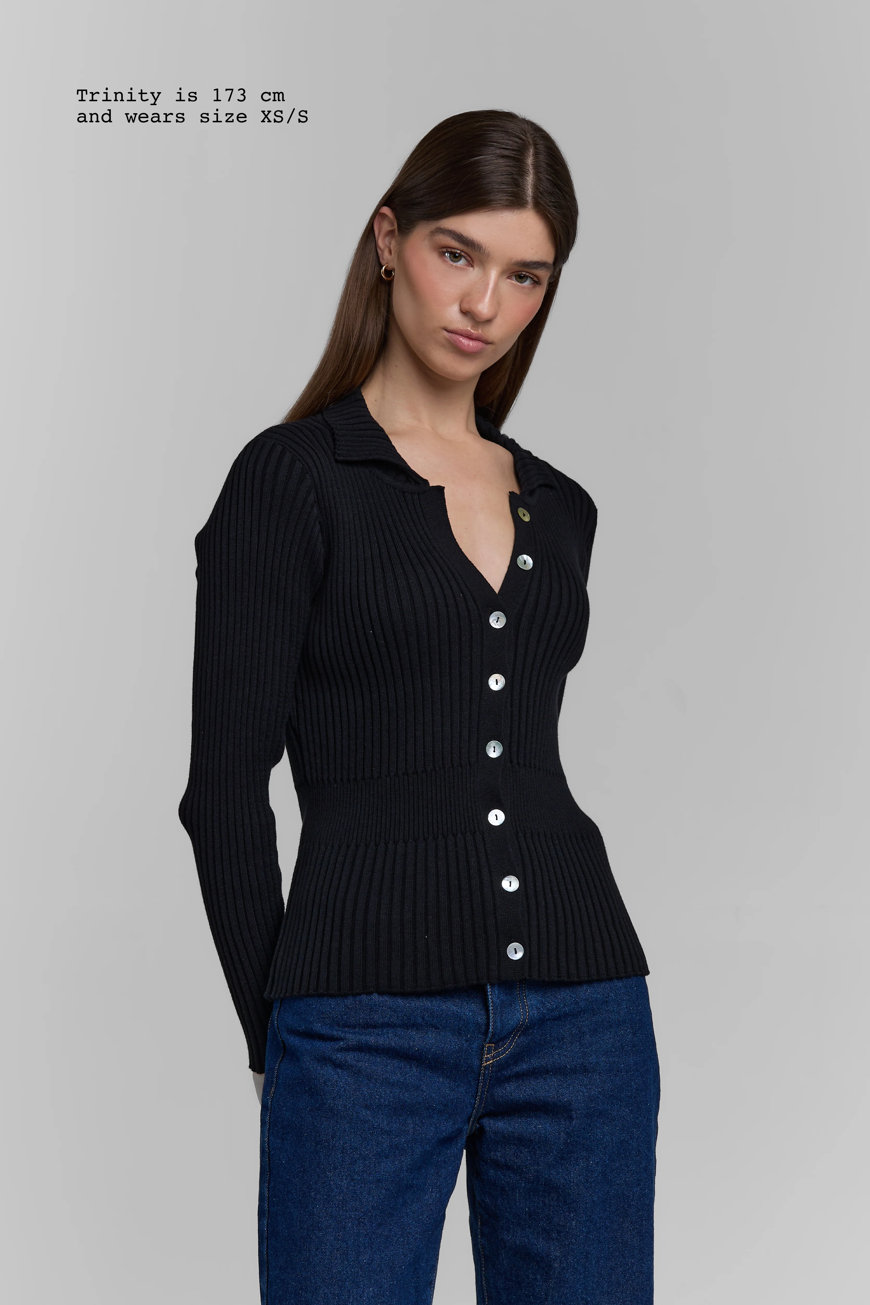 KNIT BUTTONED LONG SLEEVE TOP - Image 15