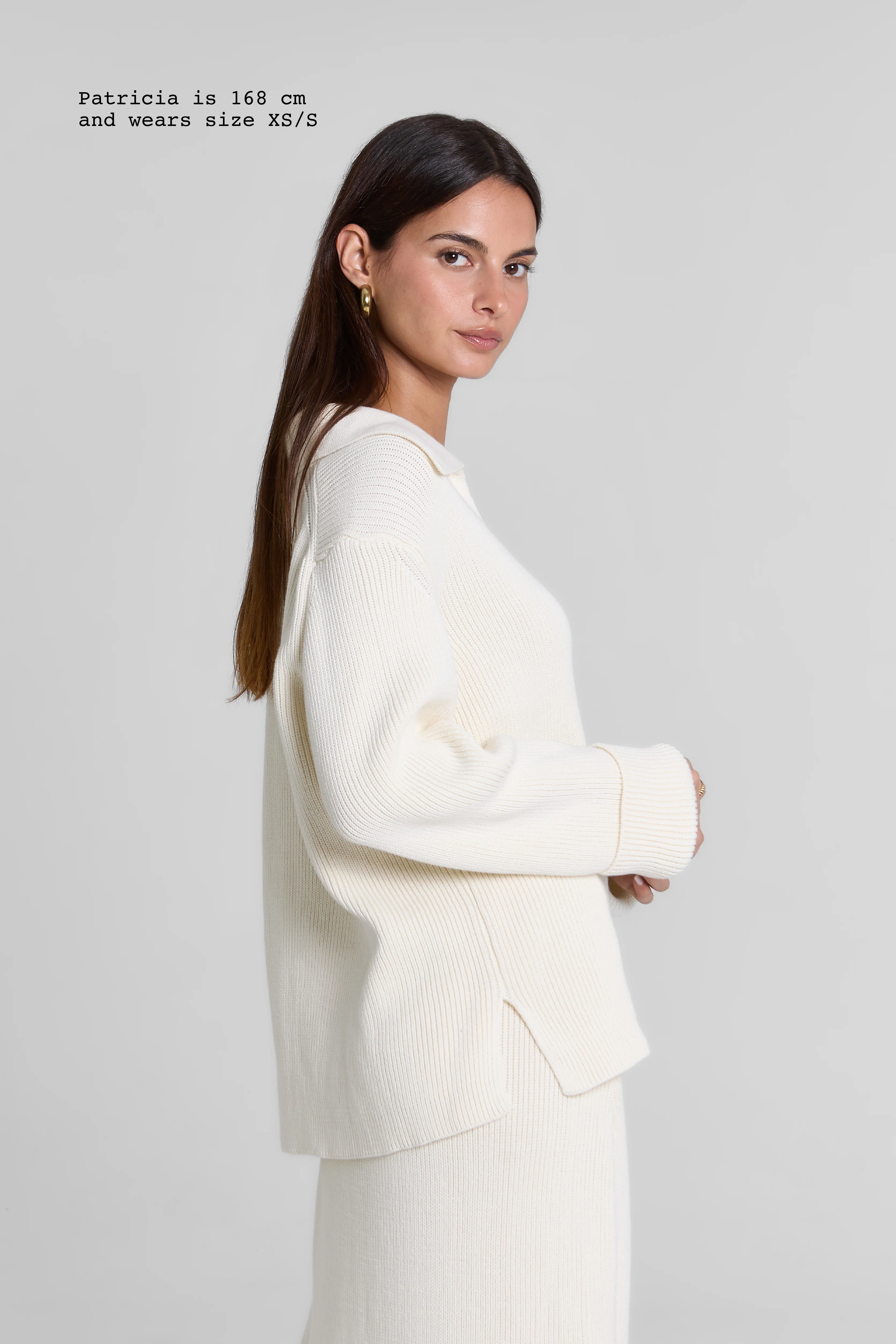 KNIT V-NECK - Image 8